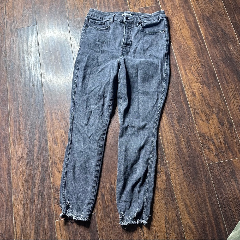 Good American Black Distressed Good Curve Skinny Denim Jeans